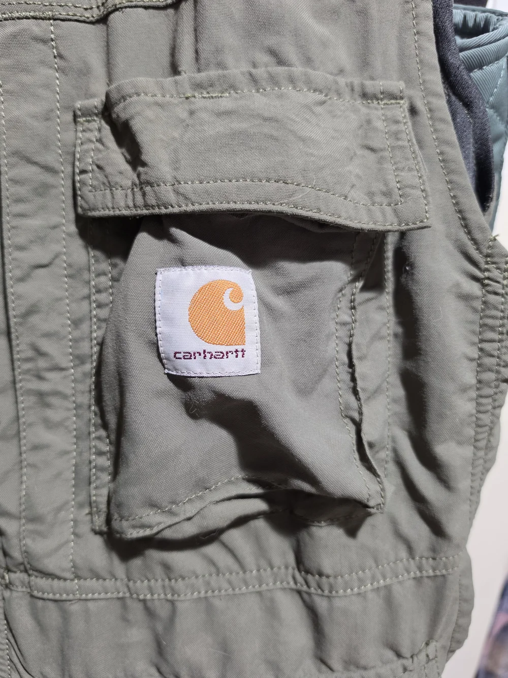Carhartt olive green